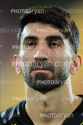 <span style='background: #33747a;font-weight: 300;font-size: 10px;box-shadow: 2px 3px 5px black;border-radius: 2px;margin: 2px;color: #fff;padding: 2px 5px;font - size: 10px;line - height: 22px; '>علیرضا بیرانوند</span> 