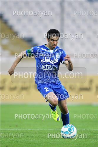 <span style='background: #33747a;font-weight: 300;font-size: 10px;box-shadow: 2px 3px 5px black;border-radius: 2px;margin: 2px;color: #fff;padding: 2px 5px;font - size: 10px;line - height: 22px; '>خسرو حیدری</span> 