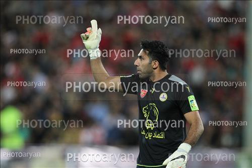 <span style='background: #33747a;box-shadow: 2px 3px 5px black;font-weight: 300;font-size: 10px;border-radius: 2px;margin: 2px;color: #fff;padding: 2px 5px;font - size: 10px;line - height: 22px; '>میلاد فراهانی</span> 