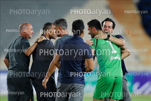 <span style='background: #33747a;box-shadow: 2px 3px 5px black;font-weight: 300;font-size: 10px;border-radius: 2px;margin: 2px;color: #fff;padding: 2px 5px;font - size: 10px;line - height: 22px; '>محمد رشید مظاهری</span> <span style='background: #33747a;box-shadow: 2px 3px 5px black;font-weight: 300;font-size: 10px;border-radius: 2px;margin: 2px;color: #fff;padding: 2px 5px;font - size: 10px;line - height: 22px; '>ژوزه مورایس  José Morais </span> 