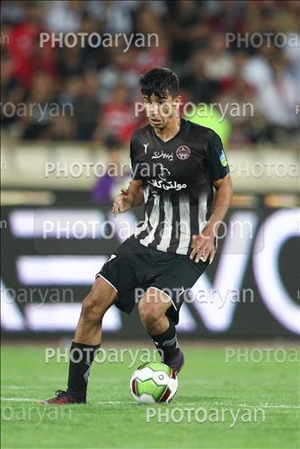 <span style='background: #33747a;box-shadow: 2px 3px 5px black;font-weight: 300;font-size: 10px;border-radius: 2px;margin: 2px;color: #fff;padding: 2px 5px;font - size: 10px;line - height: 22px; '>امیرمحمد پناهی</span> 