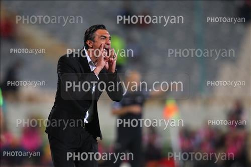 <span style='background: #33747a;box-shadow: 2px 3px 5px black;font-weight: 300;font-size: 10px;border-radius: 2px;margin: 2px;color: #fff;padding: 2px 5px;font - size: 10px;line - height: 22px; '>سید مهدی رحمتی</span> 