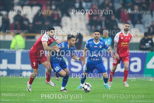 پرسپولیس 1-استقلال 1  (1402/9/23)
