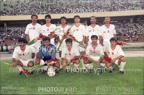 <span style='background: #33747a;font-weight: 300;font-size: 10px;box-shadow: 2px 3px 5px black;border-radius: 2px;margin: 2px;color: #fff;padding: 2px 5px;font - size: 10px;line - height: 22px; '>احمدرضا عابدزاده Ahmad Reza Abedzadeh</span> 