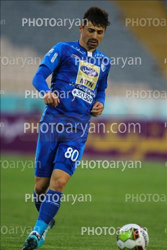 <span style='background: #33747a;font-weight: 300;font-size: 10px;box-shadow: 2px 3px 5px black;border-radius: 2px;margin: 2px;color: #fff;padding: 2px 5px;font - size: 10px;line - height: 22px; '>بویان نایدنف</span> 