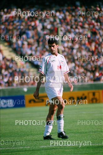 <span style='background: #33747a;box-shadow: 2px 3px 5px black;font-weight: 300;font-size: 10px;border-radius: 2px;margin: 2px;color: #fff;padding: 2px 5px;font - size: 10px;line - height: 22px; '>رحمان رضایی</span> 