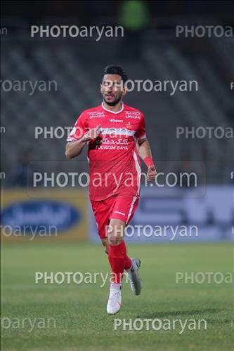 <span style='background: #33747a;box-shadow: 2px 3px 5px black;font-weight: 300;font-size: 10px;border-radius: 2px;margin: 2px;color: #fff;padding: 2px 5px;font - size: 10px;line - height: 22px; '>مهدی شیری</span> 