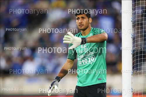 <span style='background: #33747a;box-shadow: 2px 3px 5px black;font-weight: 300;font-size: 10px;border-radius: 2px;margin: 2px;color: #fff;padding: 2px 5px;font - size: 10px;line - height: 22px; '>احسان مرادیان</span> 