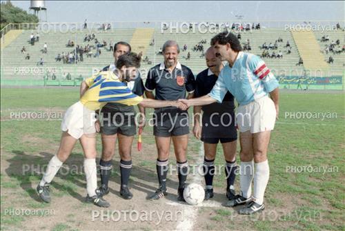 <span style='background: #33747a;box-shadow: 2px 3px 5px black;font-weight: 300;font-size: 10px;border-radius: 2px;margin: 2px;color: #fff;padding: 2px 5px;font - size: 10px;line - height: 22px; '>محمد فنایی</span> <span style='background: #33747a;box-shadow: 2px 3px 5px black;font-weight: 300;font-size: 10px;border-radius: 2px;margin: 2px;color: #fff;padding: 2px 5px;font - size: 10px;line - height: 22px; '>سید مهدی حیدری</span> 