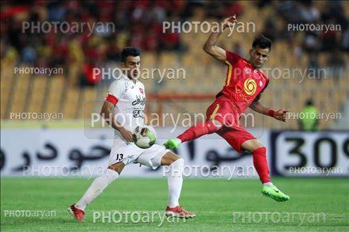 <span style='background: #33747a;font-weight: 300;font-size: 10px;box-shadow: 2px 3px 5px black;border-radius: 2px;margin: 2px;color: #fff;padding: 2px 5px;font - size: 10px;line - height: 22px; '>حسین ماهینی</span> <span style='background: #33747a;font-weight: 300;font-size: 10px;box-shadow: 2px 3px 5px black;border-radius: 2px;margin: 2px;color: #fff;padding: 2px 5px;font - size: 10px;line - height: 22px; '>عیسی ال کثیر</span> 