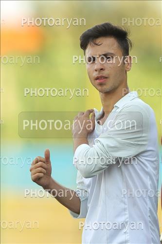 <span style='background: #33747a;font-weight: 300;font-size: 10px;box-shadow: 2px 3px 5px black;border-radius: 2px;margin: 2px;color: #fff;padding: 2px 5px;font - size: 10px;line - height: 22px; '>امیر نوری</span> 