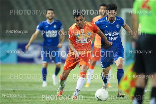 <span style='background: #33747a;box-shadow: 2px 3px 5px black;font-weight: 300;font-size: 10px;border-radius: 2px;margin: 2px;color: #fff;padding: 2px 5px;font - size: 10px;line - height: 22px; '>کمال الدین نیک خوی</span> <span style='background: #33747a;box-shadow: 2px 3px 5px black;font-weight: 300;font-size: 10px;border-radius: 2px;margin: 2px;color: #fff;padding: 2px 5px;font - size: 10px;line - height: 22px; '>مهدی مهدی پور</span> <span style='background: #33747a;box-shadow: 2px 3px 5px black;font-weight: 300;font-size: 10px;border-radius: 2px;margin: 2px;color: #fff;padding: 2px 5px;font - size: 10px;line - height: 22px; '>عارف غلامی</span> 