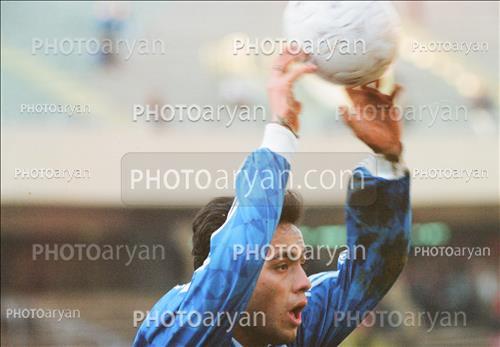 <span style='background: #33747a;box-shadow: 2px 3px 5px black;font-weight: 300;font-size: 10px;border-radius: 2px;margin: 2px;color: #fff;padding: 2px 5px;font - size: 10px;line - height: 22px; '>علی چینی</span> 