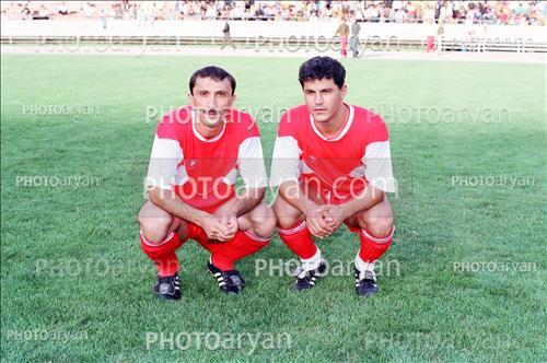 <span style='background: #33747a;font-weight: 300;font-size: 10px;box-shadow: 2px 3px 5px black;border-radius: 2px;margin: 2px;color: #fff;padding: 2px 5px;font - size: 10px;line - height: 22px; '>فرشاد پیوس  Farshad Pious</span> <span style='background: #33747a;font-weight: 300;font-size: 10px;box-shadow: 2px 3px 5px black;border-radius: 2px;margin: 2px;color: #fff;padding: 2px 5px;font - size: 10px;line - height: 22px; '>حمید درخشان</span> 