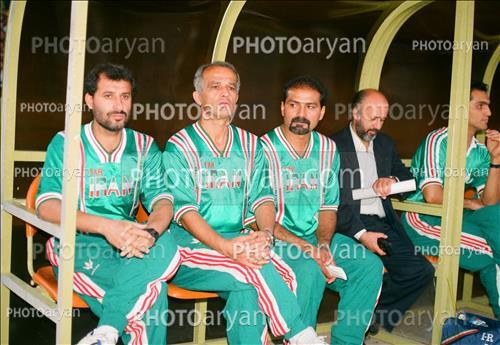 <span style='background: #33747a;box-shadow: 2px 3px 5px black;font-weight: 300;font-size: 10px;border-radius: 2px;margin: 2px;color: #fff;padding: 2px 5px;font - size: 10px;line - height: 22px; '>محمد مایلی کهن</span> <span style='background: #33747a;box-shadow: 2px 3px 5px black;font-weight: 300;font-size: 10px;border-radius: 2px;margin: 2px;color: #fff;padding: 2px 5px;font - size: 10px;line - height: 22px; '>نادر فریاد شیران</span> 