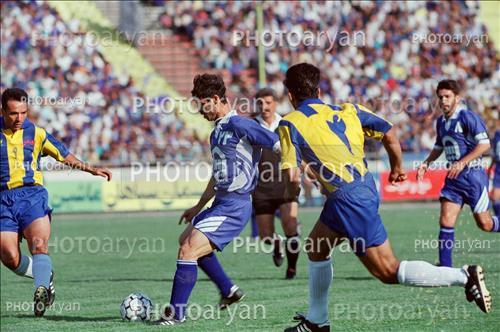 <span style='background: #33747a;box-shadow: 2px 3px 5px black;font-weight: 300;font-size: 10px;border-radius: 2px;margin: 2px;color: #fff;padding: 2px 5px;font - size: 10px;line - height: 22px; '>بهروز پرورش خواه</span> <span style='background: #33747a;box-shadow: 2px 3px 5px black;font-weight: 300;font-size: 10px;border-radius: 2px;margin: 2px;color: #fff;padding: 2px 5px;font - size: 10px;line - height: 22px; '>امیر قلعه نویی</span> 