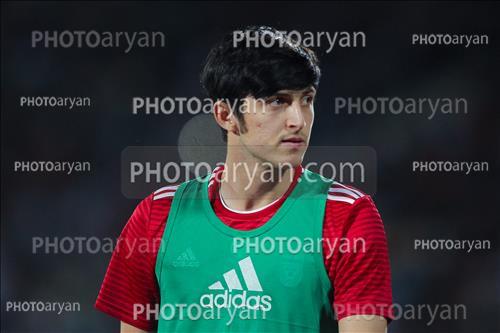 <span style='background: #33747a;font-weight: 300;font-size: 10px;box-shadow: 2px 3px 5px black;border-radius: 2px;margin: 2px;color: #fff;padding: 2px 5px;font - size: 10px;line - height: 22px; '>سردار آزمون</span> 