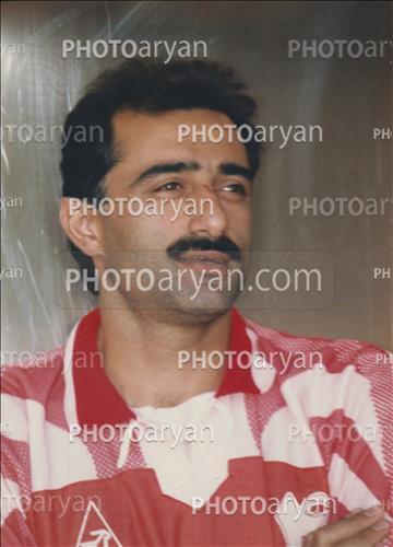 <span style='background: #33747a;box-shadow: 2px 3px 5px black;font-weight: 300;font-size: 10px;border-radius: 2px;margin: 2px;color: #fff;padding: 2px 5px;font - size: 10px;line - height: 22px; '>سید علی افتخاری</span> 