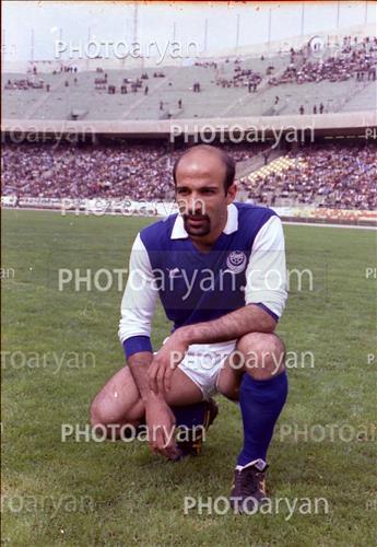 <span style='background: #33747a;font-weight: 300;font-size: 10px;box-shadow: 2px 3px 5px black;border-radius: 2px;margin: 2px;color: #fff;padding: 2px 5px;font - size: 10px;line - height: 22px; '>عبدالعلی چنگیز</span> 