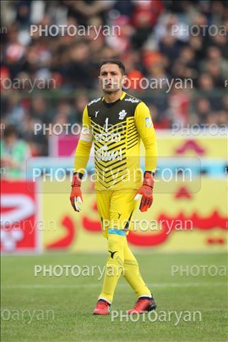 <span style='background: #33747a;box-shadow: 2px 3px 5px black;font-weight: 300;font-size: 10px;border-radius: 2px;margin: 2px;color: #fff;padding: 2px 5px;font - size: 10px;line - height: 22px; '>رحمان احمدی</span> 