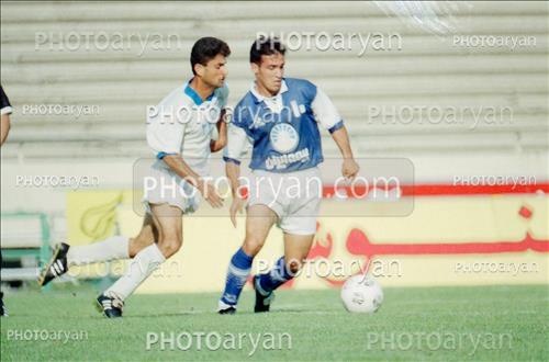 <span style='background: #33747a;box-shadow: 2px 3px 5px black;font-weight: 300;font-size: 10px;border-radius: 2px;margin: 2px;color: #fff;padding: 2px 5px;font - size: 10px;line - height: 22px; '>علیرضا منصوریان</span> 