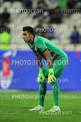 <span style='background: #33747a;box-shadow: 2px 3px 5px black;font-weight: 300;font-size: 10px;border-radius: 2px;margin: 2px;color: #fff;padding: 2px 5px;font - size: 10px;line - height: 22px; '>میلاد فراهانی</span> 