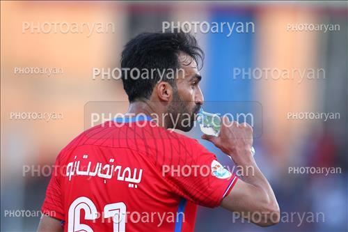 <span style='background: #33747a;font-weight: 300;font-size: 10px;box-shadow: 2px 3px 5px black;border-radius: 2px;margin: 2px;color: #fff;padding: 2px 5px;font - size: 10px;line - height: 22px; '>سید احمد موسوی</span> 