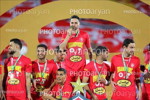 <span style='background: #33747a;box-shadow: 2px 3px 5px black;font-weight: 300;font-size: 10px;border-radius: 2px;margin: 2px;color: #fff;padding: 2px 5px;font - size: 10px;line - height: 22px; '>کمال کامیابی نیا</span> <span style='background: #33747a;box-shadow: 2px 3px 5px black;font-weight: 300;font-size: 10px;border-radius: 2px;margin: 2px;color: #fff;padding: 2px 5px;font - size: 10px;line - height: 22px; '>مرتضی پور علی گنجی</span> <span style='background: #33747a;box-shadow: 2px 3px 5px black;font-weight: 300;font-size: 10px;border-radius: 2px;margin: 2px;color: #fff;padding: 2px 5px;font - size: 10px;line - height: 22px; '>علی نعمتی</span> 