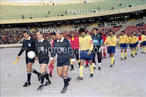 <span style='background: #33747a;box-shadow: 2px 3px 5px black;font-weight: 300;font-size: 10px;border-radius: 2px;margin: 2px;color: #fff;padding: 2px 5px;font - size: 10px;line - height: 22px; '>محمودخوراکچی</span> <span style='background: #33747a;box-shadow: 2px 3px 5px black;font-weight: 300;font-size: 10px;border-radius: 2px;margin: 2px;color: #fff;padding: 2px 5px;font - size: 10px;line - height: 22px; '>محمد پنجعلی</span> <span style='background: #33747a;box-shadow: 2px 3px 5px black;font-weight: 300;font-size: 10px;border-radius: 2px;margin: 2px;color: #fff;padding: 2px 5px;font - size: 10px;line - height: 22px; '>سیروس قایقران</span> 