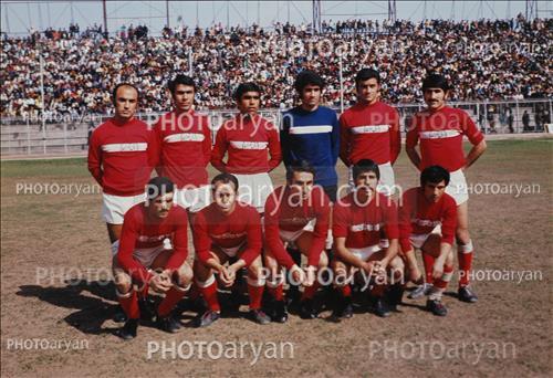 <span style='background: #33747a;box-shadow: 2px 3px 5px black;font-weight: 300;font-size: 10px;border-radius: 2px;margin: 2px;color: #fff;padding: 2px 5px;font - size: 10px;line - height: 22px; '>ناصر ابراهیمی</span> 