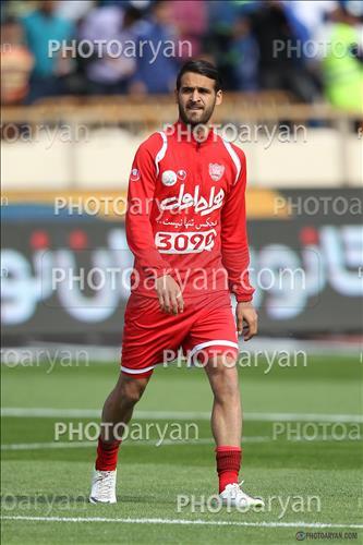 <span style='background: #33747a;font-weight: 300;font-size: 10px;box-shadow: 2px 3px 5px black;border-radius: 2px;margin: 2px;color: #fff;padding: 2px 5px;font - size: 10px;line - height: 22px; '>احمد نورالهی</span> 