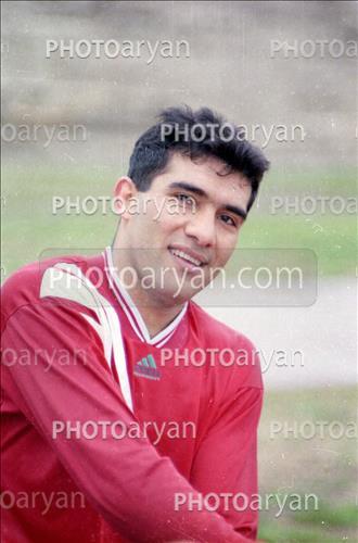 <span style='background: #33747a;font-weight: 300;font-size: 10px;box-shadow: 2px 3px 5px black;border-radius: 2px;margin: 2px;color: #fff;padding: 2px 5px;font - size: 10px;line - height: 22px; '>احمدرضا عابدزاده Ahmad Reza Abedzadeh</span> 