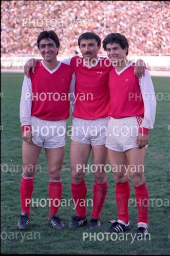 <span style='background: #33747a;box-shadow: 2px 3px 5px black;font-weight: 300;font-size: 10px;border-radius: 2px;margin: 2px;color: #fff;padding: 2px 5px;font - size: 10px;line - height: 22px; '>حمید درخشان</span> <span style='background: #33747a;box-shadow: 2px 3px 5px black;font-weight: 300;font-size: 10px;border-radius: 2px;margin: 2px;color: #fff;padding: 2px 5px;font - size: 10px;line - height: 22px; '>فرشاد پیوس  Farshad Pious</span> <span style='background: #33747a;box-shadow: 2px 3px 5px black;font-weight: 300;font-size: 10px;border-radius: 2px;margin: 2px;color: #fff;padding: 2px 5px;font - size: 10px;line - height: 22px; '>ناصر محمدخانی</span> 