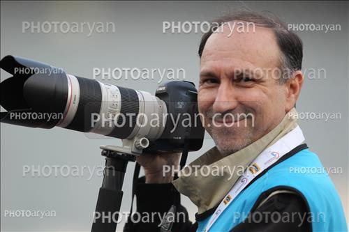 <span style='background: #33747a;font-weight: 300;font-size: 10px;box-shadow: 2px 3px 5px black;border-radius: 2px;margin: 2px;color: #fff;padding: 2px 5px;font - size: 10px;line - height: 22px; '>حبیب رحیمی</span> 