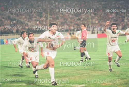 <span style='background: #33747a;box-shadow: 2px 3px 5px black;font-weight: 300;font-size: 10px;border-radius: 2px;margin: 2px;color: #fff;padding: 2px 5px;font - size: 10px;line - height: 22px; '>علی اصغر مدیر روستا</span> <span style='background: #33747a;box-shadow: 2px 3px 5px black;font-weight: 300;font-size: 10px;border-radius: 2px;margin: 2px;color: #fff;padding: 2px 5px;font - size: 10px;line - height: 22px; '>علی دایی  Ali Daei</span> <span style='background: #33747a;box-shadow: 2px 3px 5px black;font-weight: 300;font-size: 10px;border-radius: 2px;margin: 2px;color: #fff;padding: 2px 5px;font - size: 10px;line - height: 22px; '>کریم باقری</span> 