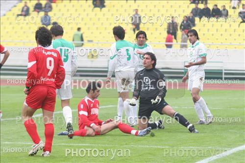پاس 2-پرسپولیس 1 (1384/10/20)