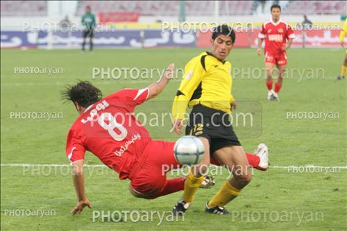 پرسپولیس 2-فجر سپاسی 4 (1384/10/09)