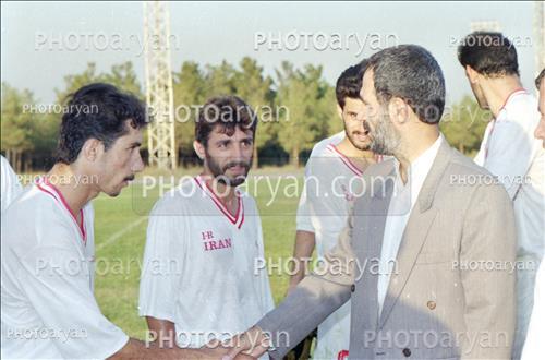 <span style='background: #33747a;box-shadow: 2px 3px 5px black;font-weight: 300;font-size: 10px;border-radius: 2px;margin: 2px;color: #fff;padding: 2px 5px;font - size: 10px;line - height: 22px; '>ابراهیم تهامی</span> <span style='background: #33747a;box-shadow: 2px 3px 5px black;font-weight: 300;font-size: 10px;border-radius: 2px;margin: 2px;color: #fff;padding: 2px 5px;font - size: 10px;line - height: 22px; '>امیر قلعه نویی</span> 