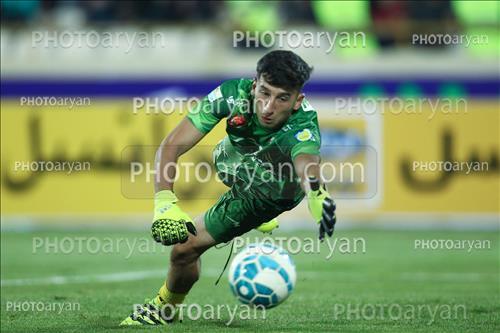 <span style='background: #33747a;box-shadow: 2px 3px 5px black;font-weight: 300;font-size: 10px;border-radius: 2px;margin: 2px;color: #fff;padding: 2px 5px;font - size: 10px;line - height: 22px; '>رامین فرجی</span> 