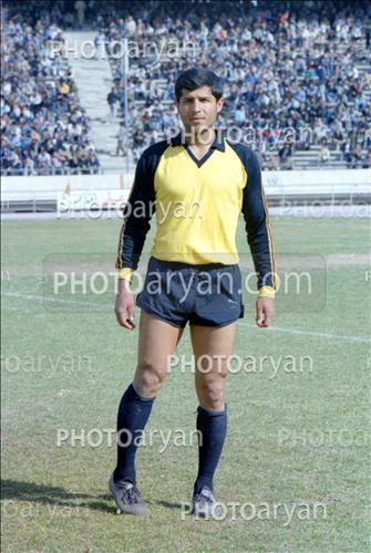 <span style='background: #33747a;box-shadow: 2px 3px 5px black;font-weight: 300;font-size: 10px;border-radius: 2px;margin: 2px;color: #fff;padding: 2px 5px;font - size: 10px;line - height: 22px; '>نا مشخص</span> 