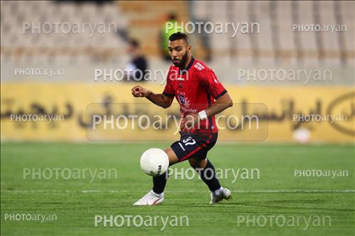 <span style='background: #33747a;box-shadow: 2px 3px 5px black;font-weight: 300;font-size: 10px;border-radius: 2px;margin: 2px;color: #fff;padding: 2px 5px;font - size: 10px;line - height: 22px; '>مرتضی منصوری</span> 