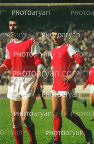 <span style='background: #33747a;box-shadow: 2px 3px 5px black;font-weight: 300;font-size: 10px;border-radius: 2px;margin: 2px;color: #fff;padding: 2px 5px;font - size: 10px;line - height: 22px; '>محمد مایلی کهن</span> <span style='background: #33747a;box-shadow: 2px 3px 5px black;font-weight: 300;font-size: 10px;border-radius: 2px;margin: 2px;color: #fff;padding: 2px 5px;font - size: 10px;line - height: 22px; '>محسن عاشوریَ</span> 