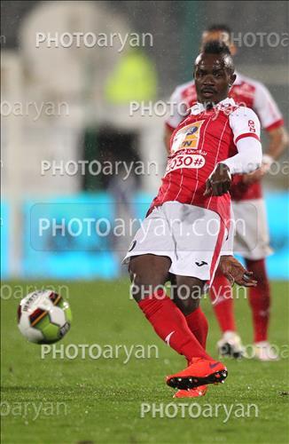 <span style='background: #33747a;font-weight: 300;font-size: 10px;box-shadow: 2px 3px 5px black;border-radius: 2px;margin: 2px;color: #fff;padding: 2px 5px;font - size: 10px;line - height: 22px; '>گادوین منشاGodwin Mensha</span> 