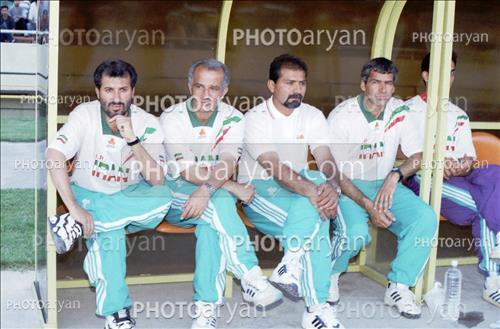 <span style='background: #33747a;box-shadow: 2px 3px 5px black;font-weight: 300;font-size: 10px;border-radius: 2px;margin: 2px;color: #fff;padding: 2px 5px;font - size: 10px;line - height: 22px; '>ولی اله صالح نیا</span> <span style='background: #33747a;box-shadow: 2px 3px 5px black;font-weight: 300;font-size: 10px;border-radius: 2px;margin: 2px;color: #fff;padding: 2px 5px;font - size: 10px;line - height: 22px; '>محمد مایلی کهن</span> <span style='background: #33747a;box-shadow: 2px 3px 5px black;font-weight: 300;font-size: 10px;border-radius: 2px;margin: 2px;color: #fff;padding: 2px 5px;font - size: 10px;line - height: 22px; '>نادر فریاد شیران</span> 