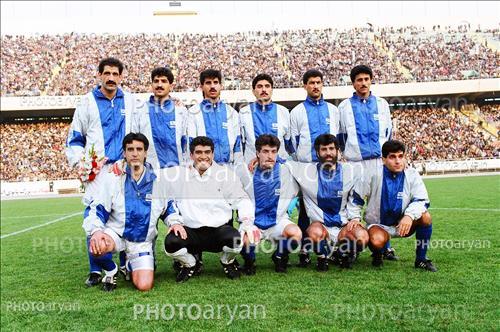 <span style='background: #33747a;font-weight: 300;font-size: 10px;box-shadow: 2px 3px 5px black;border-radius: 2px;margin: 2px;color: #fff;padding: 2px 5px;font - size: 10px;line - height: 22px; '>احمدرضا عابدزاده Ahmad Reza Abedzadeh</span> 