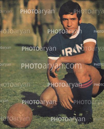 <span style='background: #33747a;box-shadow: 2px 3px 5px black;font-weight: 300;font-size: 10px;border-radius: 2px;margin: 2px;color: #fff;padding: 2px 5px;font - size: 10px;line - height: 22px; '>اکبر کارگر جم</span> 