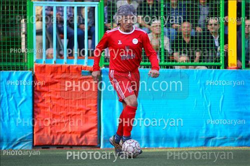 <span style='background: #33747a;box-shadow: 2px 3px 5px black;font-weight: 300;font-size: 10px;border-radius: 2px;margin: 2px;color: #fff;padding: 2px 5px;font - size: 10px;line - height: 22px; '>محمدرضا شکورزاده</span> 