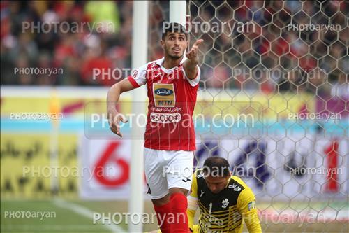 <span style='background: #33747a;box-shadow: 2px 3px 5px black;font-weight: 300;font-size: 10px;border-radius: 2px;margin: 2px;color: #fff;padding: 2px 5px;font - size: 10px;line - height: 22px; '>رحمان احمدی</span> <span style='background: #33747a;box-shadow: 2px 3px 5px black;font-weight: 300;font-size: 10px;border-radius: 2px;margin: 2px;color: #fff;padding: 2px 5px;font - size: 10px;line - height: 22px; '>علی علیپور</span> 