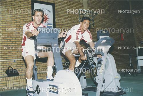 <span style='background: #33747a;box-shadow: 2px 3px 5px black;font-weight: 300;font-size: 10px;border-radius: 2px;margin: 2px;color: #fff;padding: 2px 5px;font - size: 10px;line - height: 22px; '>مجاهد خزیراوی</span> <span style='background: #33747a;box-shadow: 2px 3px 5px black;font-weight: 300;font-size: 10px;border-radius: 2px;margin: 2px;color: #fff;padding: 2px 5px;font - size: 10px;line - height: 22px; '>علی کریمی Ali Karimi</span> 