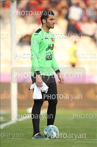 <span style='background: #33747a;font-weight: 300;font-size: 10px;box-shadow: 2px 3px 5px black;border-radius: 2px;margin: 2px;color: #fff;padding: 2px 5px;font - size: 10px;line - height: 22px; '>ابوالفضل درویشوند</span> 